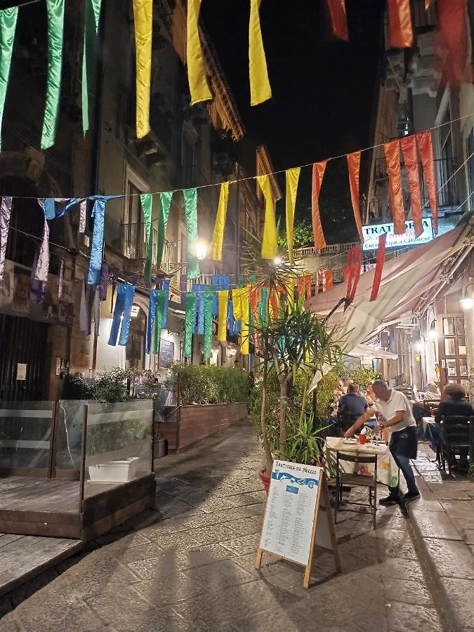 Etnacity Guest House Apartment Catania Italy
