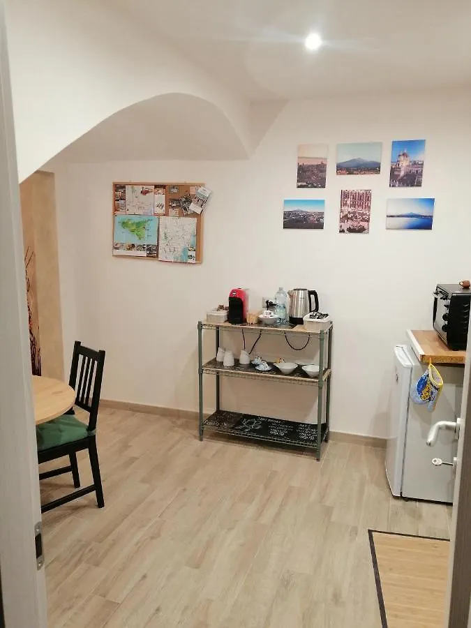 Etnacity Guest House Apartment Catania Italy